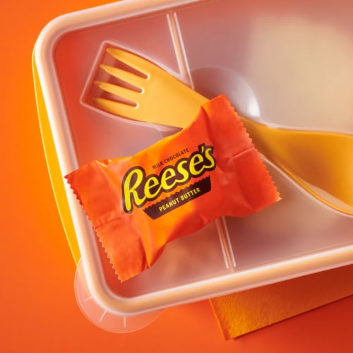 REESE'S Milk Chocolate Snack Size Peanut Butter Cups Christmas Candy Bag Perspective: top