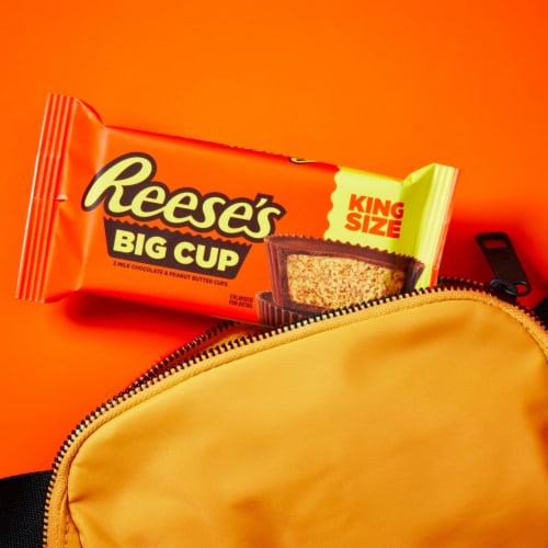 REESE'S Big Cup Milk Chocolate King Size Peanut Butter Cups Candy Pack Perspective: top