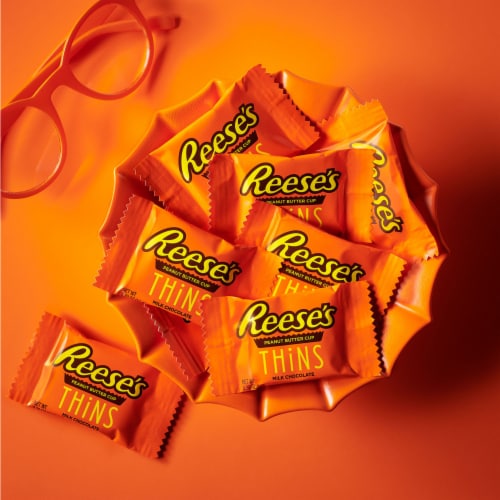 REESE'S THiNS Milk Chocolate and Peanut Butter Share Pack Cups Candy Bag Perspective: top