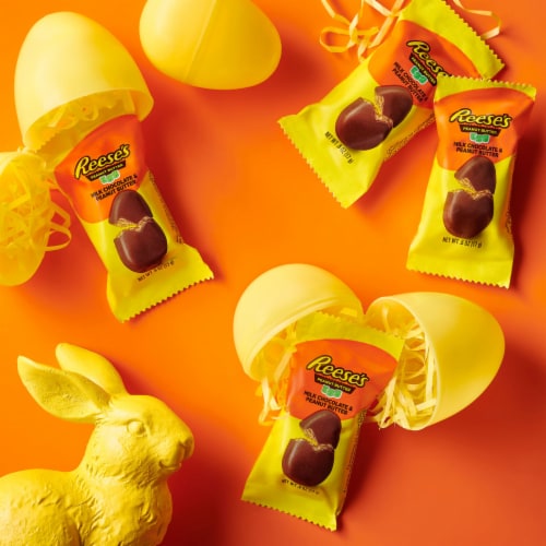 REESE'S Milk Chocolate Peanut Butter Eggs Easter Candy Bag Perspective: top