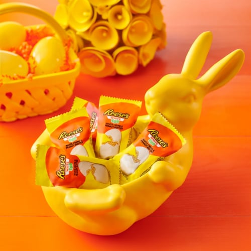 REESE'S White Creme Peanut Butter Eggs Easter Candy Bag Perspective: top