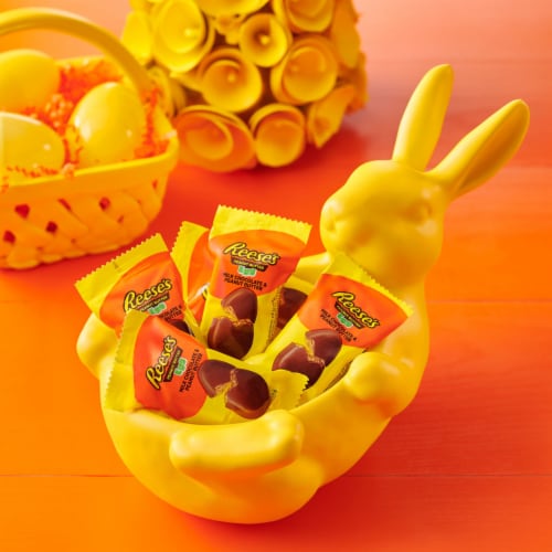 REESE'S Milk Chocolate and Peanut Butter Eggs Easter Candy Packs Perspective: top