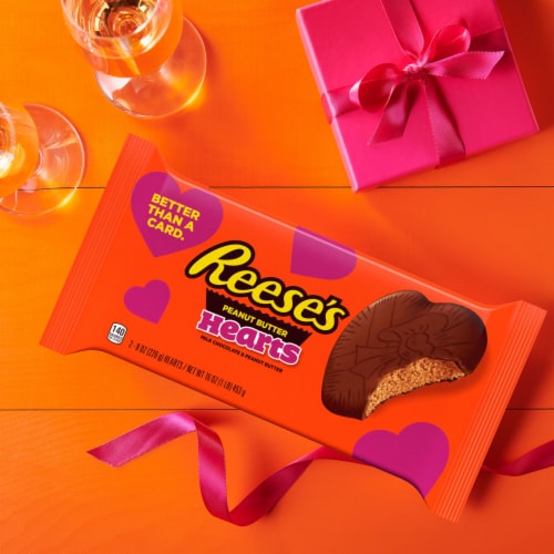 REESE'S Milk Chocolate Peanut Butter Hearts Candy Valentine's Day Pack Perspective: top