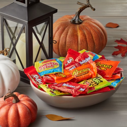 Hershey All-Time Greats Snack Size Halloween Candy Assortment Perspective: top