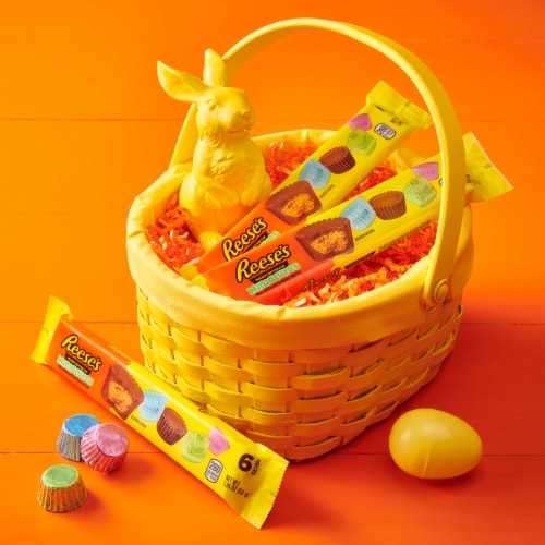 REESE'S Miniatures Milk Chocolate Peanut Butter Cups Easter Candy Pack Perspective: top