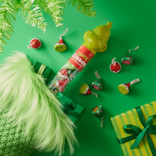 HERSHEY'S KISSES Grinch Milk Chocolate Christmas Candy Plastic Cane Perspective: top