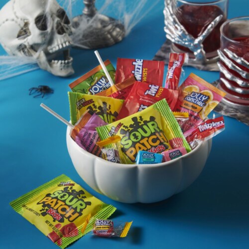Hershey and Mondelez Fruit Flavored Assortment Chewy and Hard Candy Halloween Bulk Variety Bag Perspective: top
