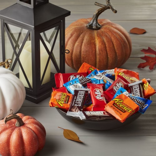 Hershey All Time Greats Chocolate Assortment Snack Size Candy Halloween Variety Bag Perspective: top