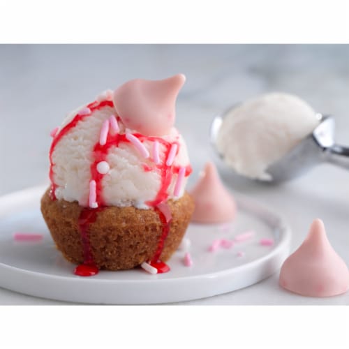 HERSHEY'S KISSES Strawberry Ice Cream Cone Flavored Candy Share Pack Perspective: top
