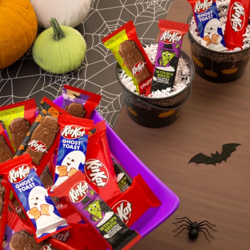 KIT KAT® Assorted Flavored Wafer Snack Size Halloween Candy Bag Perspective: top