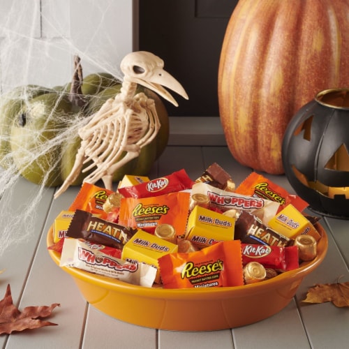Hershey Miniatures Chocolate Assortment Candy Halloween Variety Bag Perspective: top