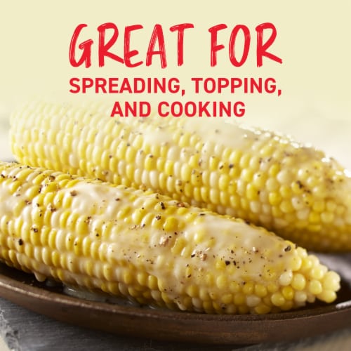Land O Lakes® Light Butter with Canola Oil Tub Perspective: top