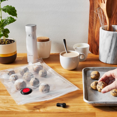 ZWILLING Fresh & Save 10-pc Vacuum Sealer Bags, Sous Vide Bags, Meal Prep - Medium Perspective: top