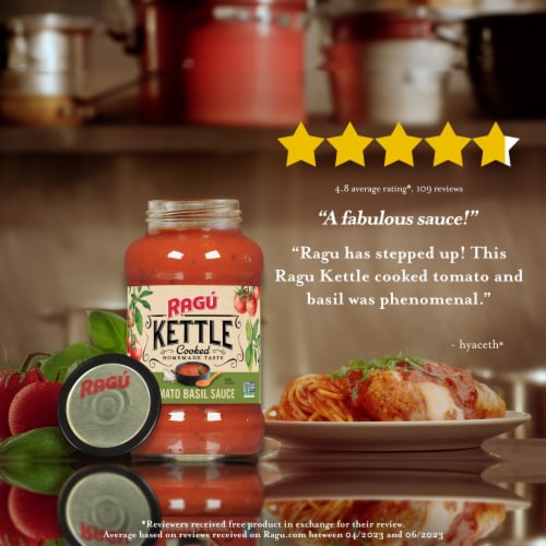 Ragu® Kettle Cooked Tomato Basil Pasta Sauce Perspective: top