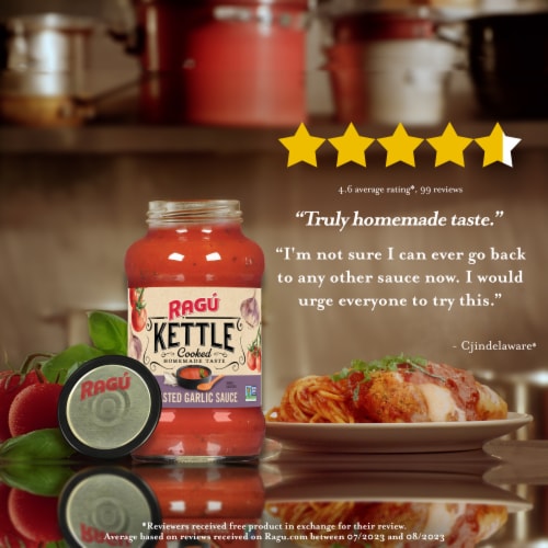 Ragu® Kettle Cooked Roasted Garlic Pasta Sauce Perspective: top