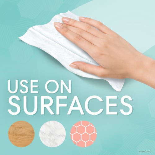 Pampers Expressions Fresh Bloom Scent Baby Wipes Perspective: top