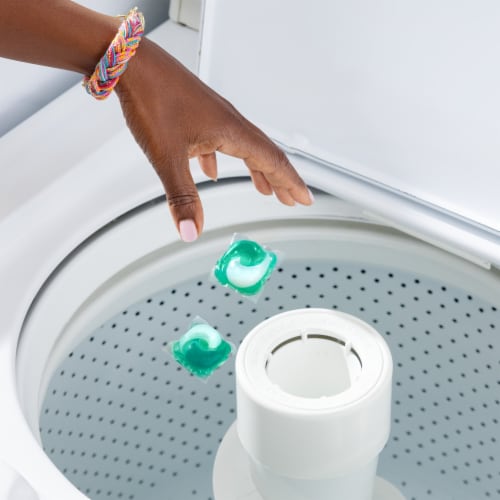 Gain Flings Original Liquid Laundry Detergent Soap Pacs Perspective: top