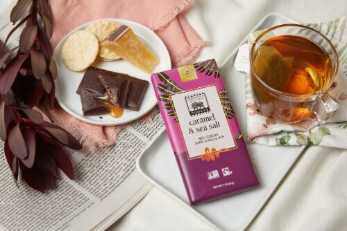 Endangered Species™ Caramel and Sea Salt 60% Dark Chocolate Bar Perspective: top