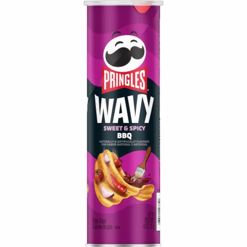 Pringles Sweet and Spicy BBQ Potato Crisps Chips Perspective: top