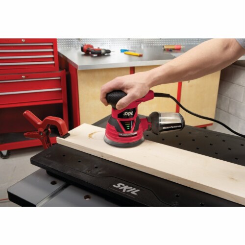 SKIL 5 In. 2.8A Random Orbit Sander SR211601 Perspective: top
