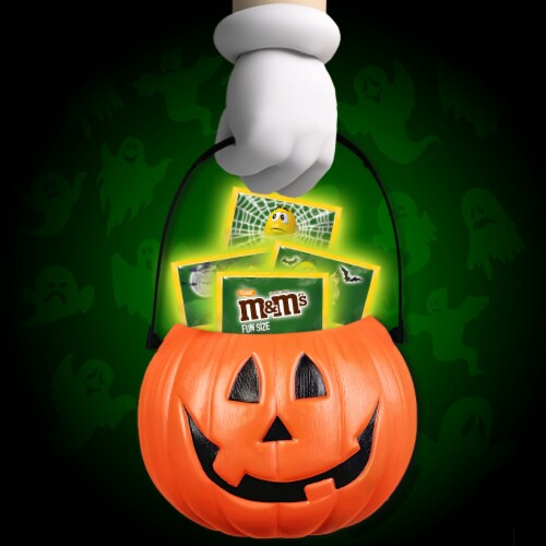 M&M'S Peanut Milk Chocolate Glow In The Dark Fun Size Halloween Candy Trick or Treat Packs Perspective: top
