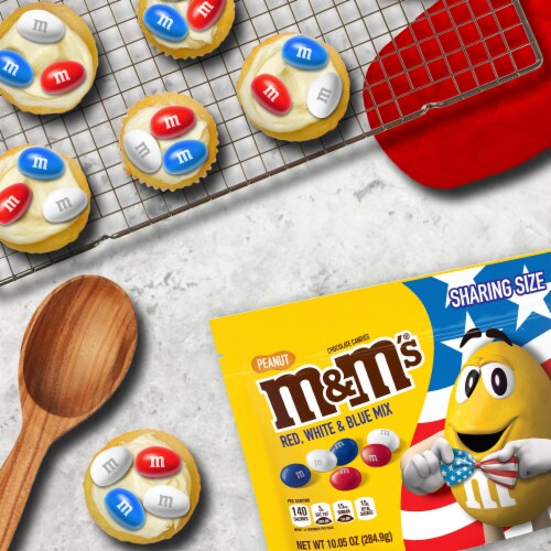 Mars Peanut M&M's - Red/White/Blue Perspective: top
