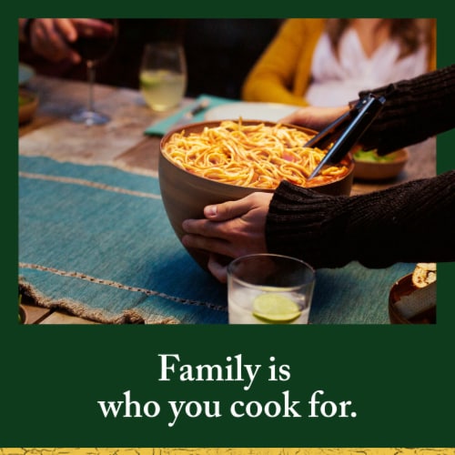 Classico Tomato & Basil Pasta Sauce Value Size Perspective: top