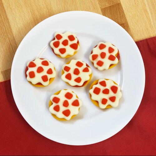 Frankford® Bagel Bites® Fruit Flavored Gummy Candy Perspective: top