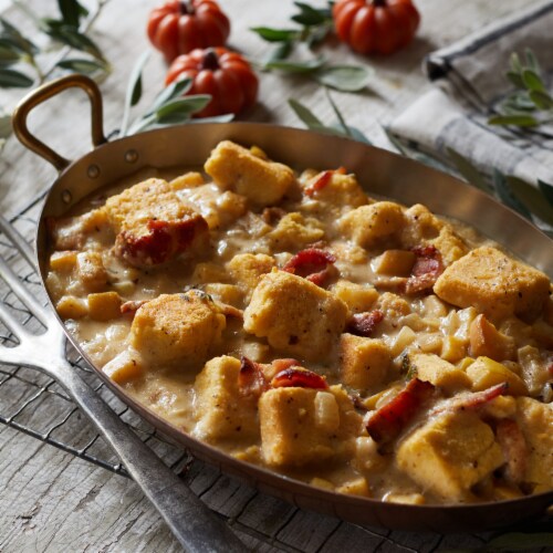 Pioneer™ Gluten Free Country Gravy Mix Perspective: top