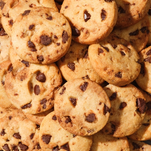 CHIPS AHOY! Mini Original Chocolate Chip Cookies Perspective: top