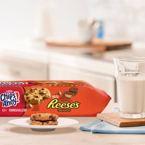 CHIPS AHOY! Chewy Chocolate Chip Cookies with Reese's Peanut Butter Cups Perspective: top