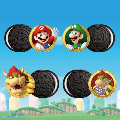 Super Mario™ Oreo Chocolate Sandwich Cookies Limited Edition Perspective: top