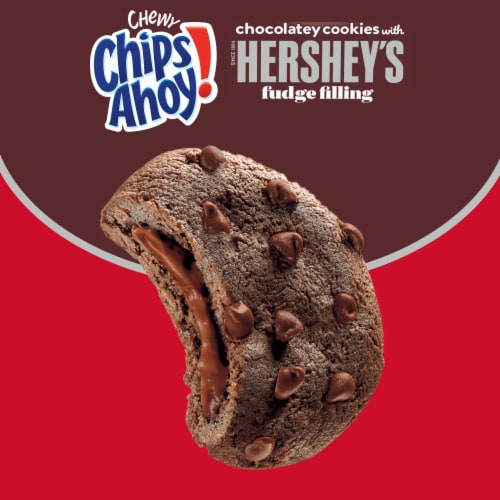 CHIPS AHOY! Chewy Chocolatey Hershey's Fudge Filled Soft Chocolate Chip Cookies Family Size Perspective: top