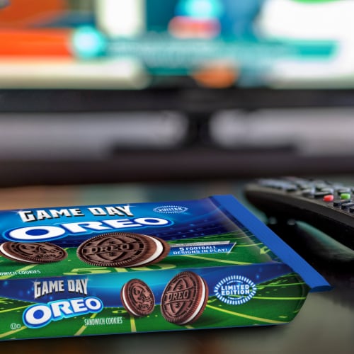 OREO Game Day Chocolate Sandwich Cookies Perspective: top