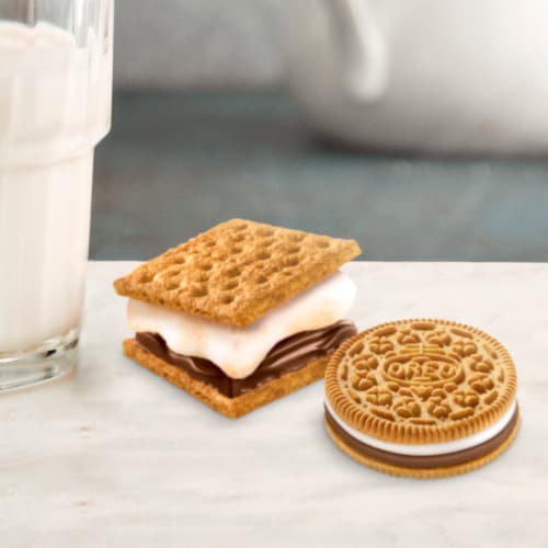 OREO S'mOREO Sandwich Cookies Perspective: top