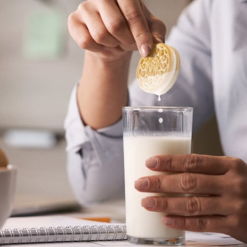 OREO Fresh Stacks Golden Sandwich Cookies Perspective: top