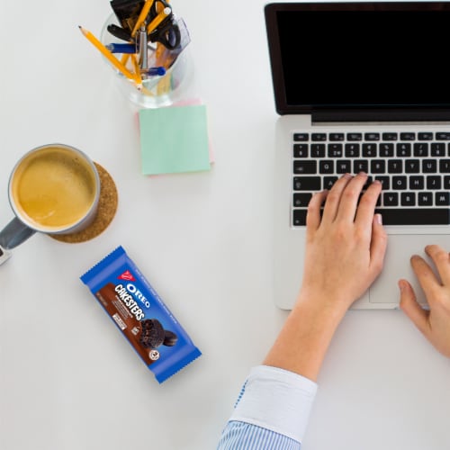OREO Cakesters Double Chocolate Soft Snack Cakes Perspective: top