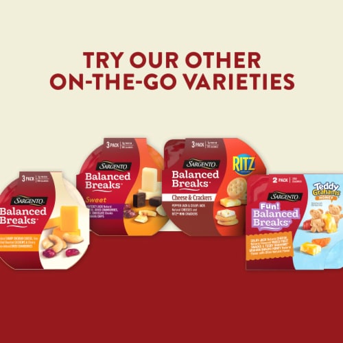 Sargento® Balanced Break® Sharp Cheddar Cheese Cashews & Dried Cranberries Snack Kits Perspective: top