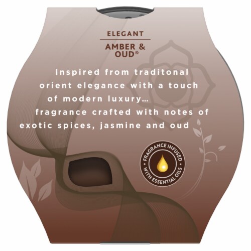 Glade Elegant Amber & Oud 3 Wick Scented Candle Perspective: top