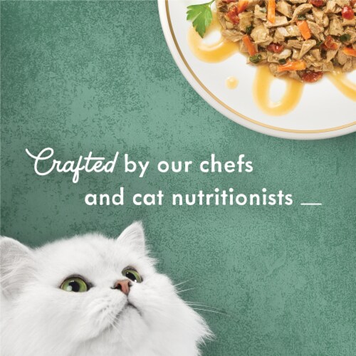 Purina Fancy Feast Medleys Wet Cat Food White Meat Chicken Primavera in Silky Broth Perspective: top