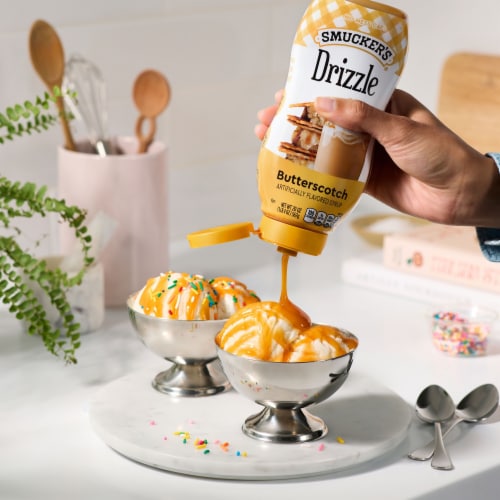 Smucker’s Drizzle Butterscotch Artificially Flavored Syrup Perspective: top