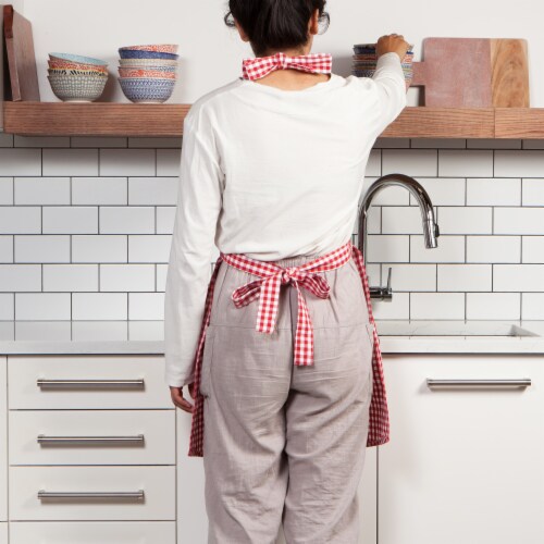 Now Designs Classic Adjustable Straps Red Gingham Kitchen Apron Perspective: top