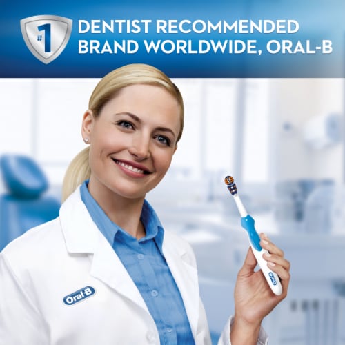 Oral-B 3D White Battery Powered Toothbrush Perspective: top