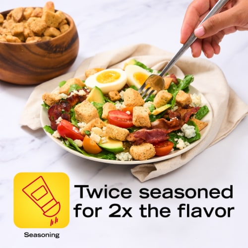 New York Bakery Texas Toast Cheese and Garlic Croutons Perspective: top
