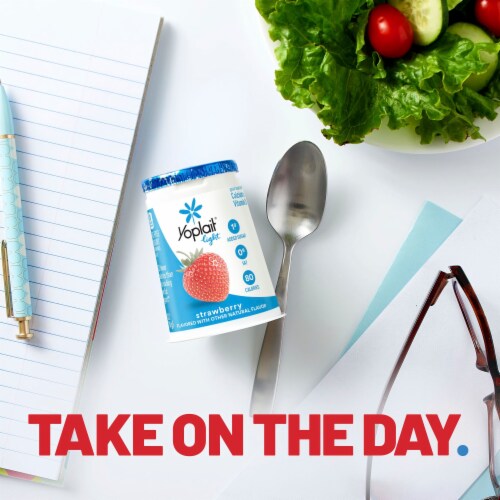 Yoplait Light Fat Free Strawberry Yogurt Cup Perspective: top