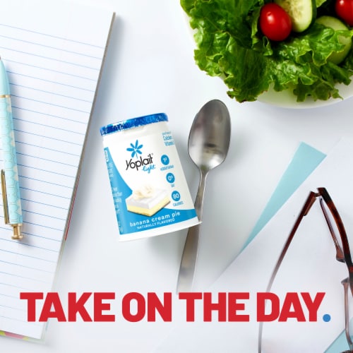 Yoplait Light Banana Cream Pie Nonfat Yogurt Cup Perspective: top
