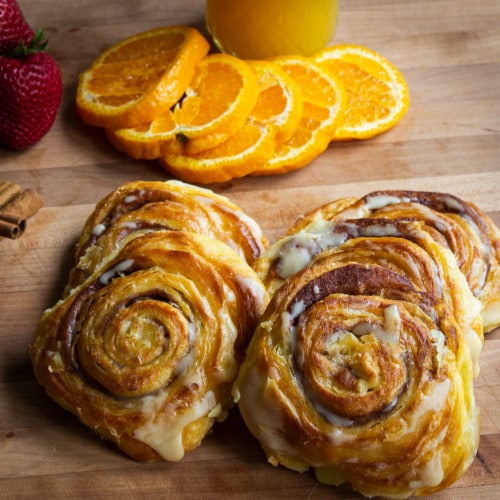 Svenhard's® Swedish Bakery Raisin Snails Perspective: top