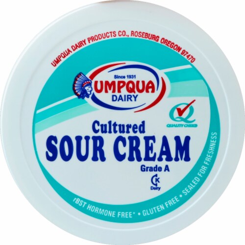 Umpqua Dairy Cultured Sour Cream Perspective: top