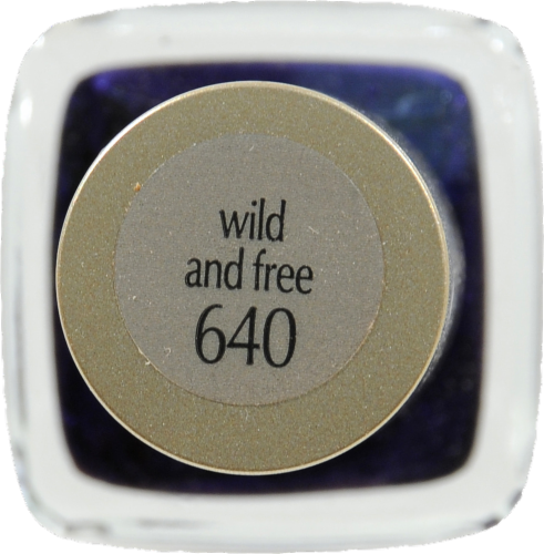 L'Oreal Paris Colour Riche Collection Privee Wild and Free Nail Color Perspective: top