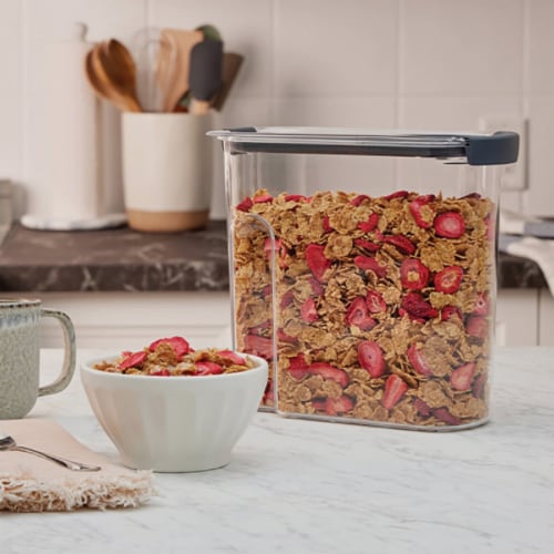 Rubbermaid Brilliance 18-Cup Airtight Cereal Clear Food Storage